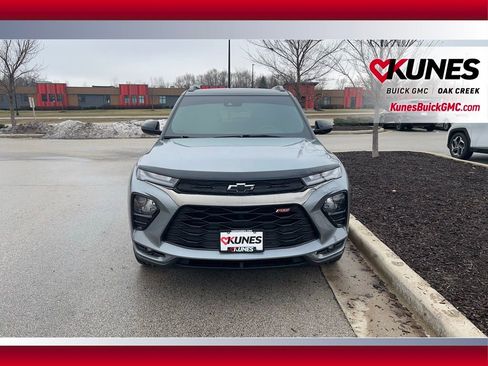 Used 2023 Chevrolet TrailBlazer RS image 3
