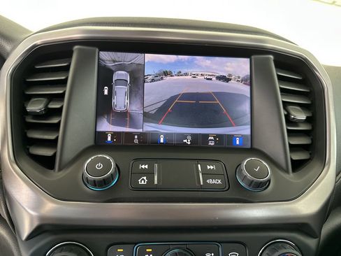 Used 2022 GMC Acadia AT4 w/ Technology Package image 28