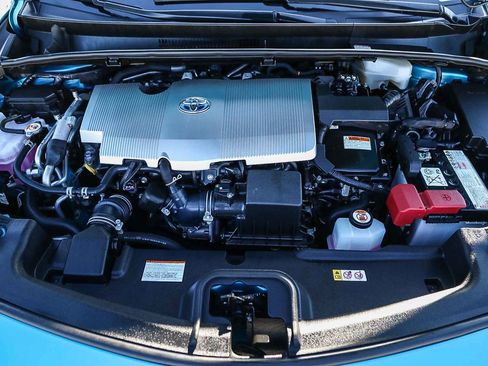 Used 2022 Toyota Prius Prime XLE image 24