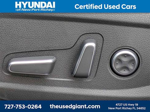 Used 2024 Hyundai Palisade SEL w/ Premium Package image 26