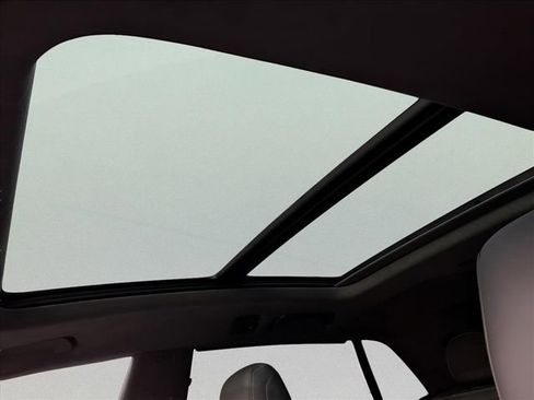 Used 2023 Audi SQ8 Prestige image 19