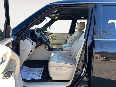 Used 2023 INFINITI QX80 Sensory w/ Cargo Package image 9
