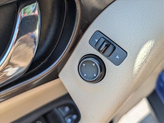 Used 2020 Nissan Rogue SV FWD image 27