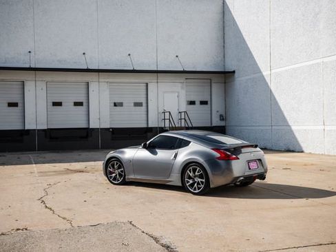 Used 2014 Nissan 370Z Coupe w/ Sport Package image 18
