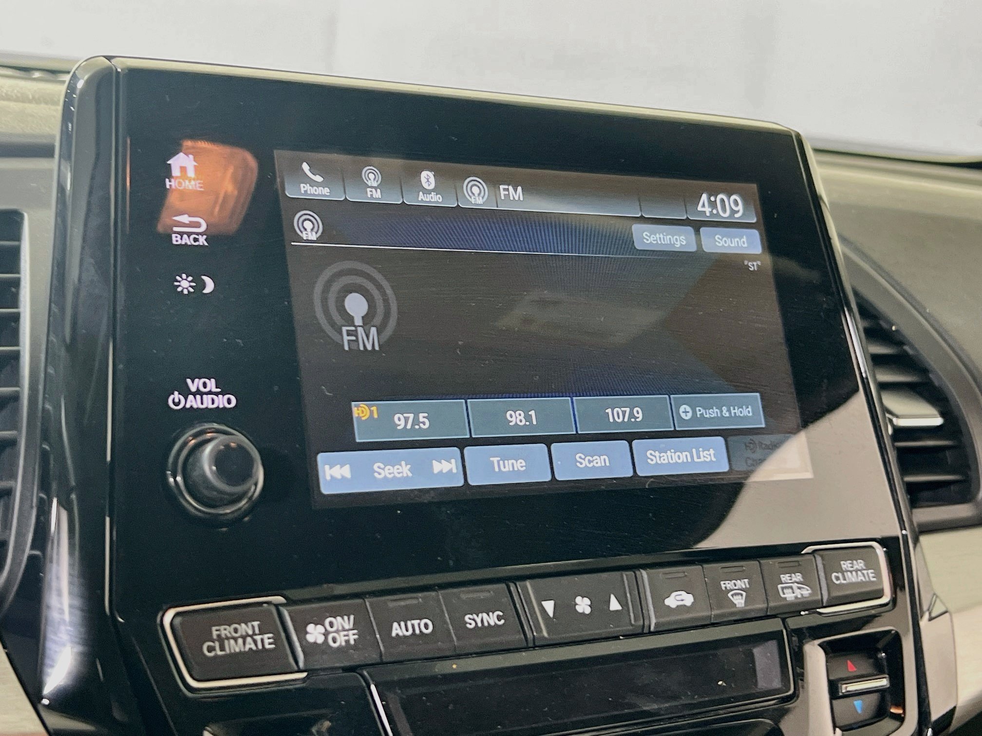 Used 2023 Honda Odyssey EX-L image 14