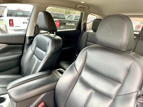 Used 2023 Nissan Murano SV w/ SV Midnight Edition Package image 12