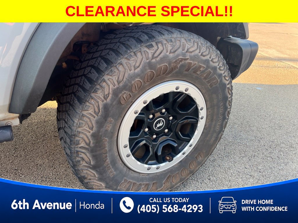 Used 2023 Ford Bronco Badlands w/ Sasquatch Package AWD/4WD image 12