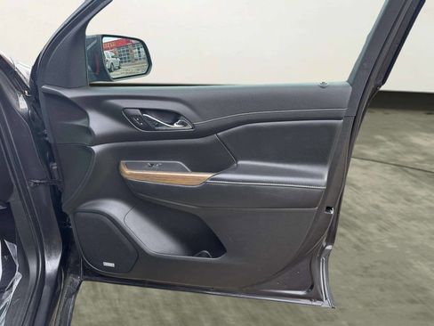 Used 2019 GMC Acadia SLE w/ Driver Alert Package I image 25