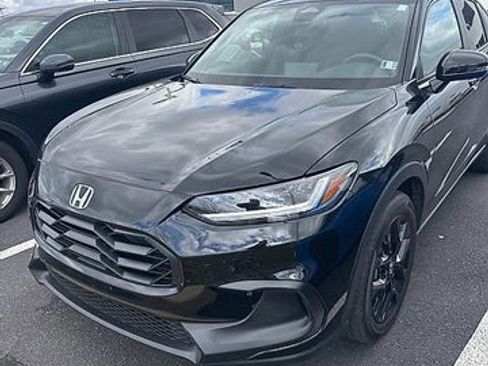 Used 2024 Honda HR-V Sport image 2