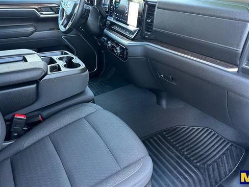 Used 2025 Chevrolet Silverado 1500 LT image 19