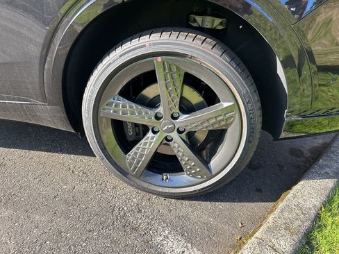 Certified 2025 Genesis GV70 3.5T Sport w/ Sport Advanced Package image 9