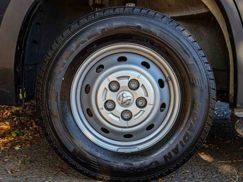 Used 2023 RAM ProMaster 2500 image 19