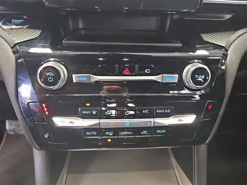 Used 2023 Ford Explorer ST-Line w/ Class IV Trailer Tow Package image 24