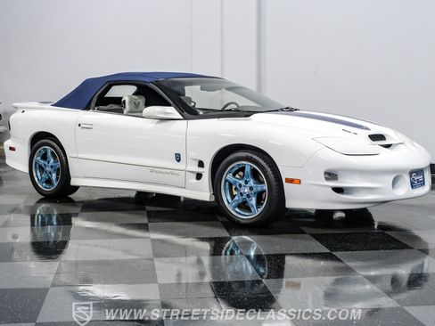 Used 1999 Pontiac Firebird Trans Am RWD image 15