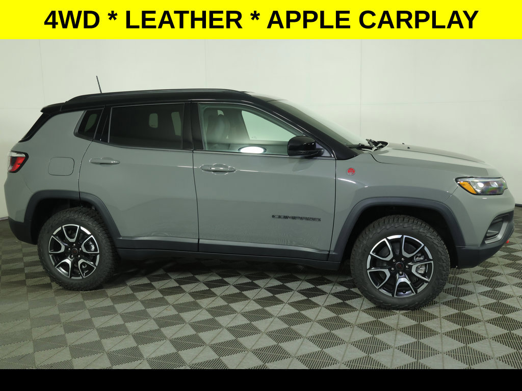 New 2026 Jeep Compass Trailhawk AWD/4WD image 2