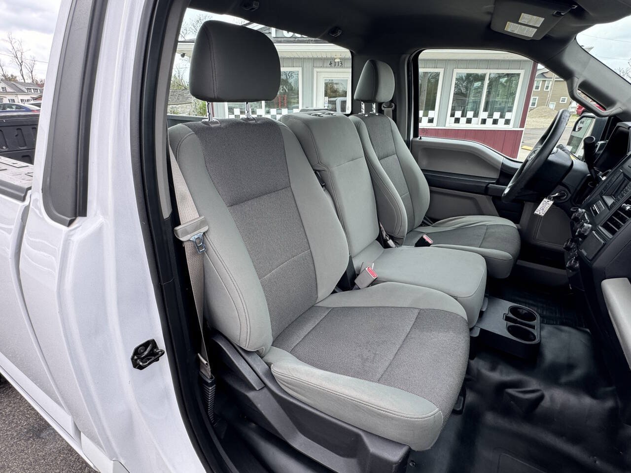 Used 2016 Ford F150 XL w/ Equipment Group 101A Mid RWD image 29