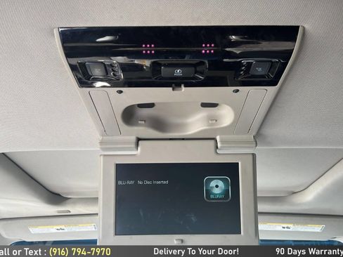 Used 2017 GMC Yukon XL Denali w/ Open Road Package image 23