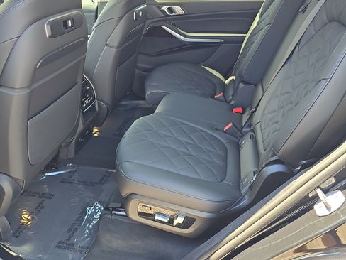 New 2026 BMW X7 xDrive40i image 17