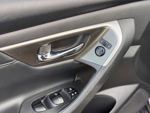 Used 2013 Nissan Altima 2.5 SL image 18