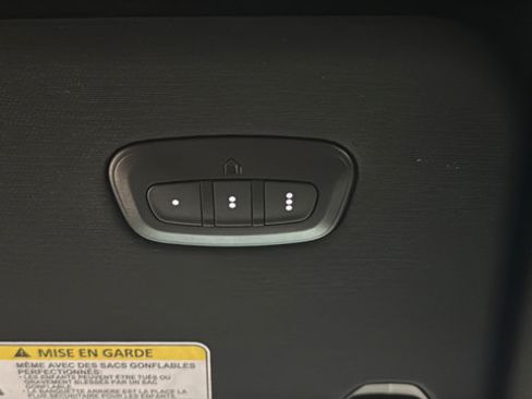 Used 2024 RAM 1500 Laramie AWD/4WD image 34