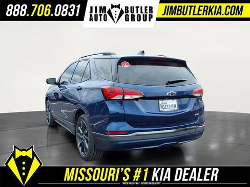 Used 2022 Chevrolet Equinox RS w/ RS Leather Package image 5