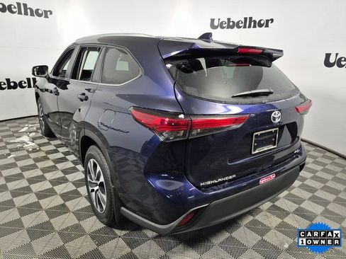 Used 2023 Toyota Highlander XLE image 4