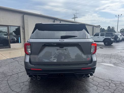 Used 2023 Ford Explorer ST w/ Technology Package AWD/4WD image 4
