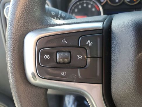 Used 2023 Chevrolet Silverado 2500 Custom w/ Custom Value Package image 27