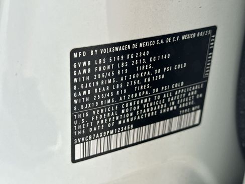 Certified 2023 Volkswagen Tiguan SE R-Line FWD image 43