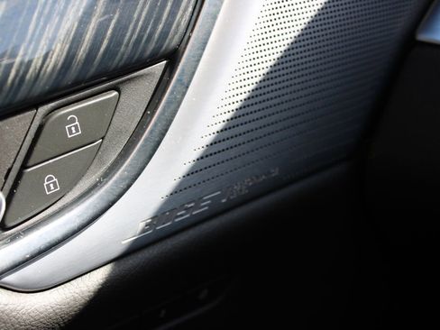 Used 2024 Cadillac XT6 Premium Luxury image 43