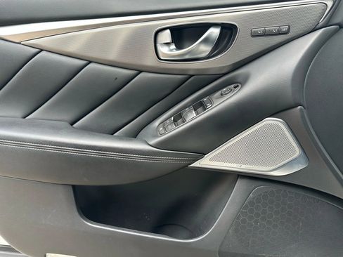Used 2017 INFINITI Q50 Sport image 9