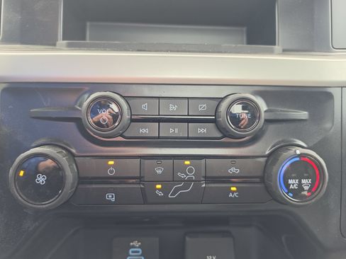 Used 2024 Ford F350 XL AWD/4WD image 25