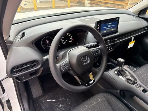 New 2026 Honda HR-V LX image 21