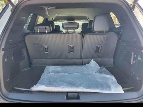 Used 2026 Buick Enclave Sport Touring w/ Power Package FWD image 20