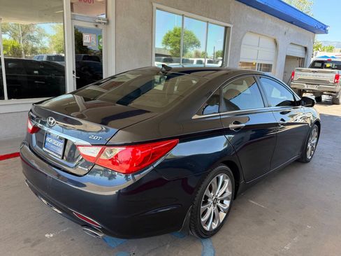 Used 2012 Hyundai Sonata Limited w/ Navigation Pkg FWD image 5