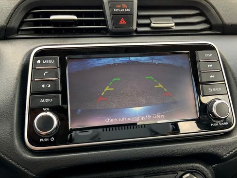 Used 2020 Nissan Versa S FWD image 26
