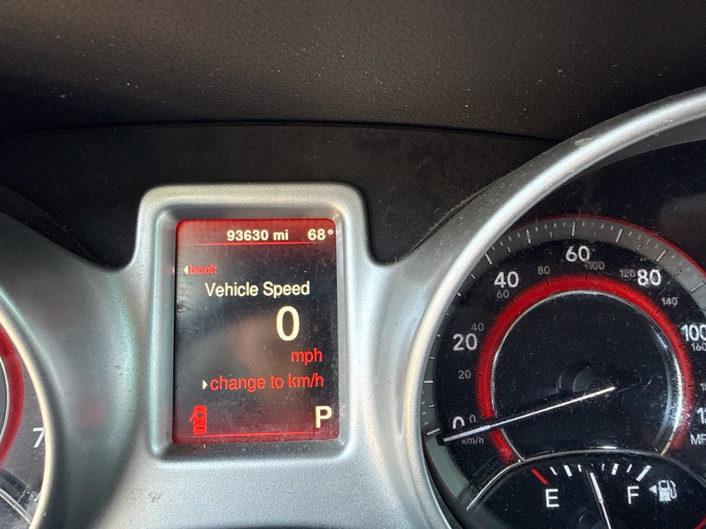 Used 2019 Dodge Journey SE w/ Connectivity Group FWD image 9