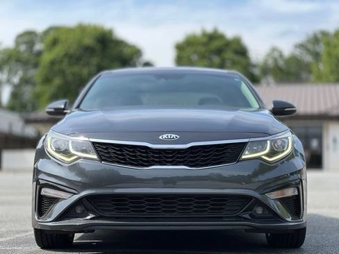 Used 2019 Kia Optima S w/ S Panoramic Sunroof Package FWD image 2