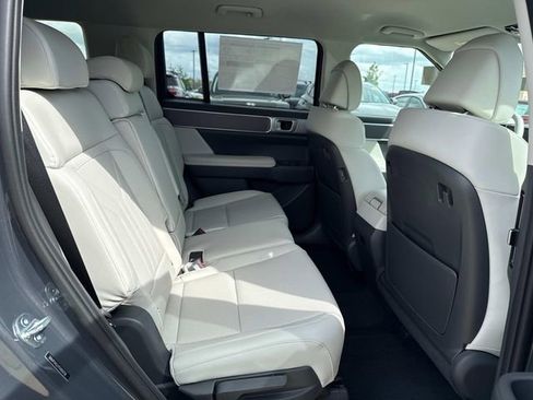 New 2026 Hyundai Santa Fe SEL FWD image 12