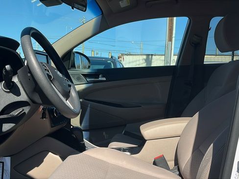 Used 2019 Hyundai Tucson SE w/ Cargo Package image 12