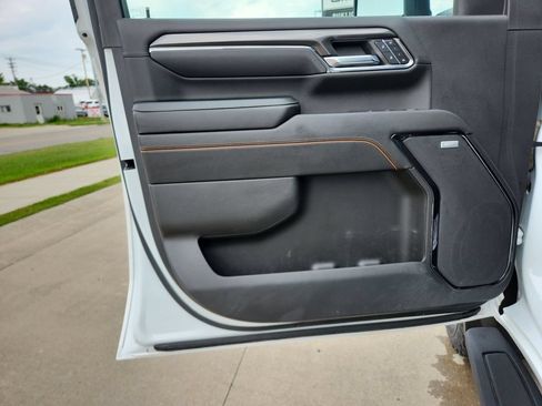 Certified 2024 GMC Sierra 2500 AT4 w/ AT4 Premium Plus Package AWD/4WD image 14
