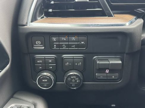 New 2026 Chevrolet Tahoe High Country AWD/4WD image 25
