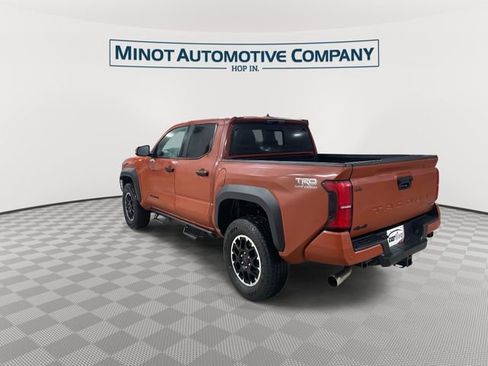 Used 2025 Toyota Tacoma TRD Off-Road w/ TRD Off Road Upgrade Package AWD/4WD image 6