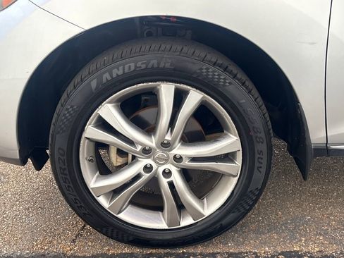 Used 2011 Nissan Murano LE w/ Navigation Pkg image 26