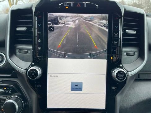 Used 2023 RAM 1500 Big Horn image 16