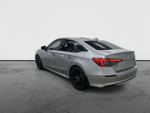 Used 2024 Honda Civic Sport image 2