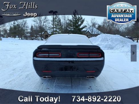 Used 2023 Dodge Challenger SXT w/ Blacktop Package image 7