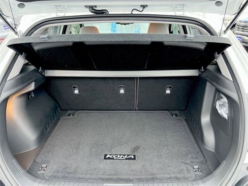 Used 2023 Hyundai Kona SE w/ Cargo Package image 21