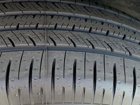 Certified 2025 Toyota RAV4 LE FWD image 34