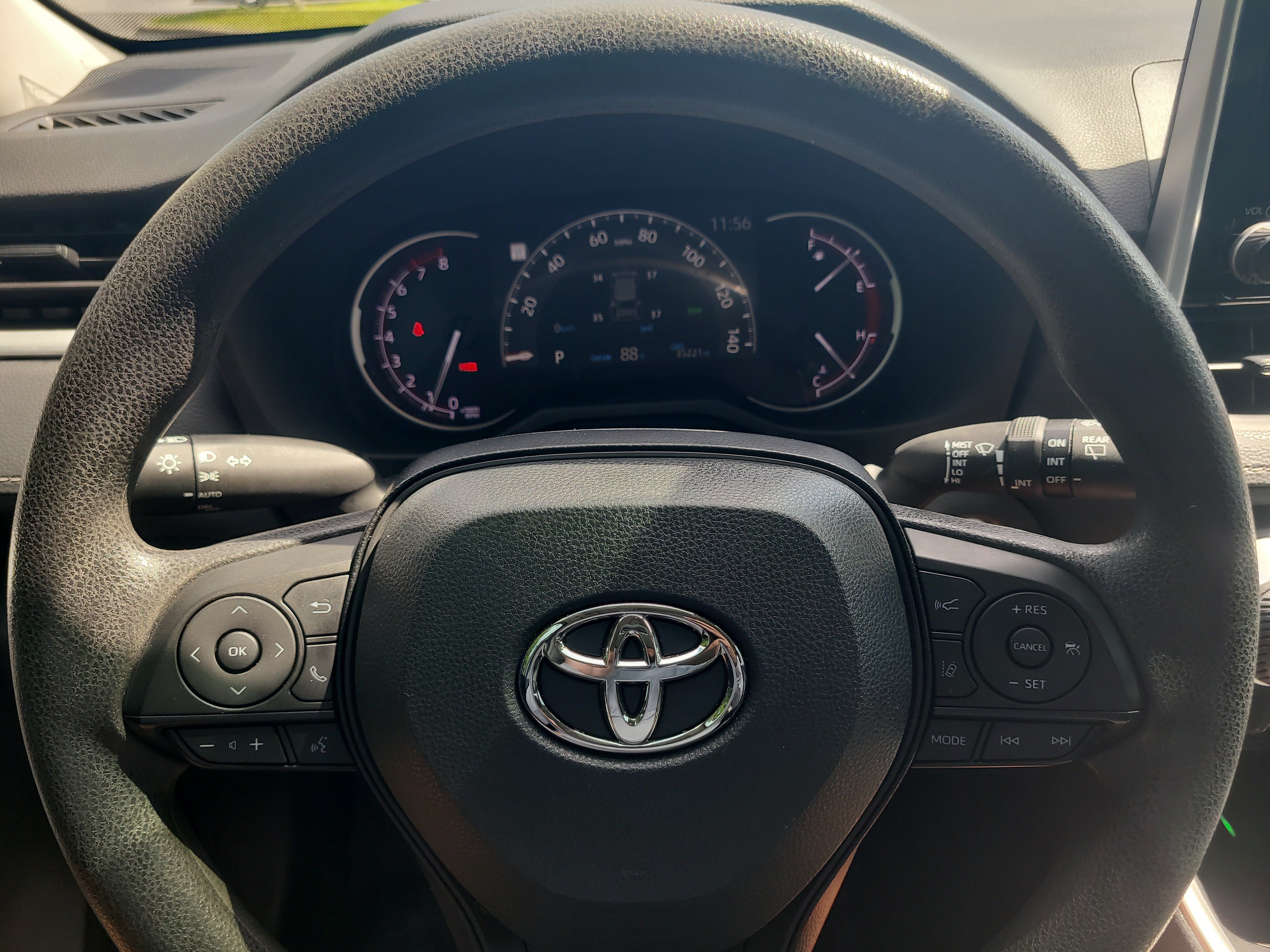 Certified 2024 Toyota RAV4 XLE w/ Convenience Package FWD image 31